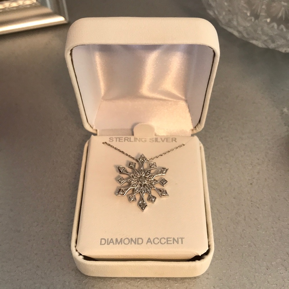 Sterling silver diamond necklace